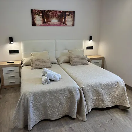 Fuente La Pipa Appartement Avín